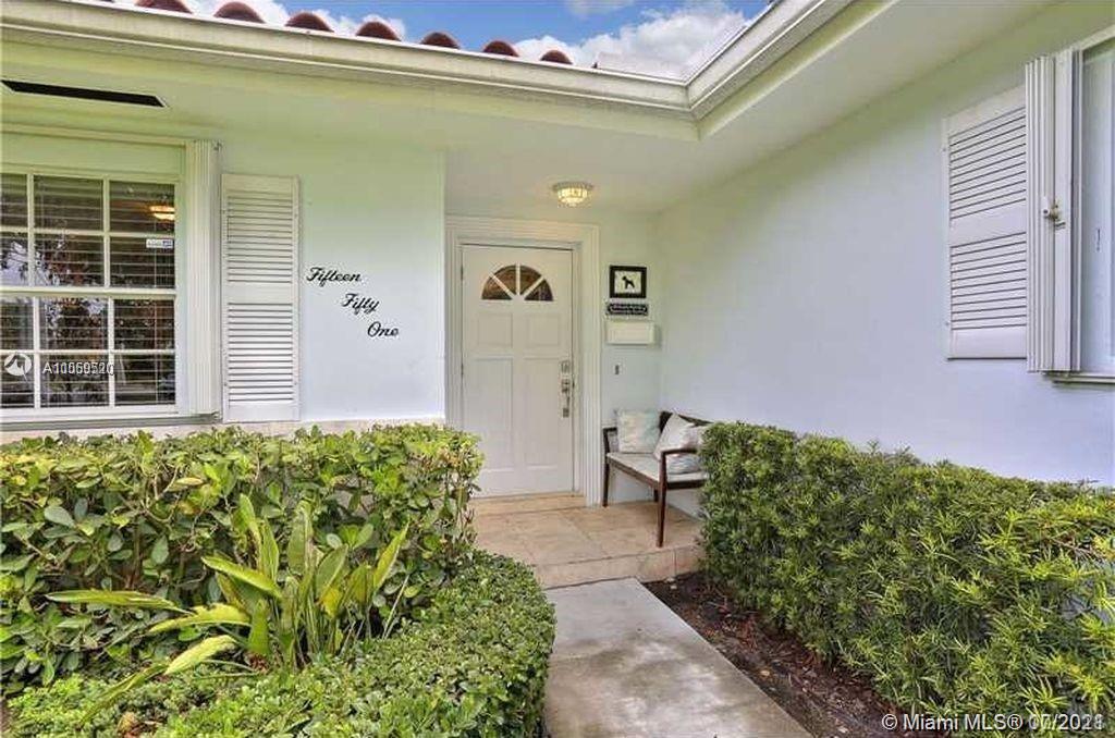 Photo 2 of 1551 Ancona Ave in Coral Gables - MLS A11069520