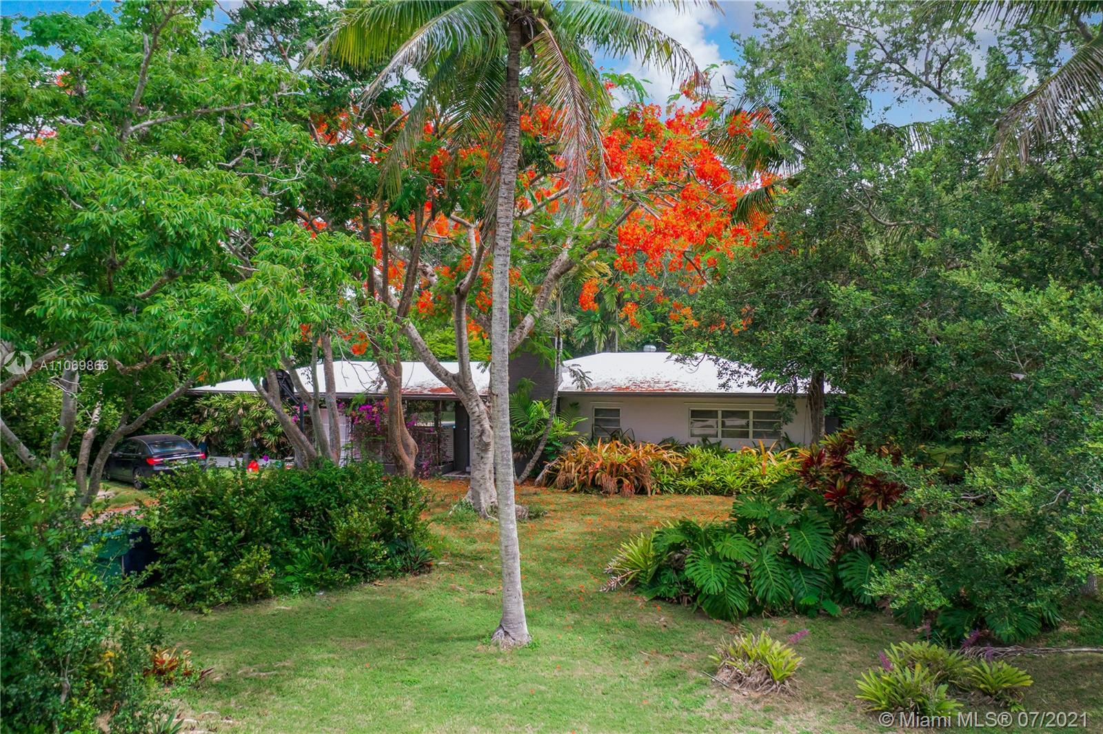Photo 1 of 12100 79th Ave in Pinecrest - MLS A11069863