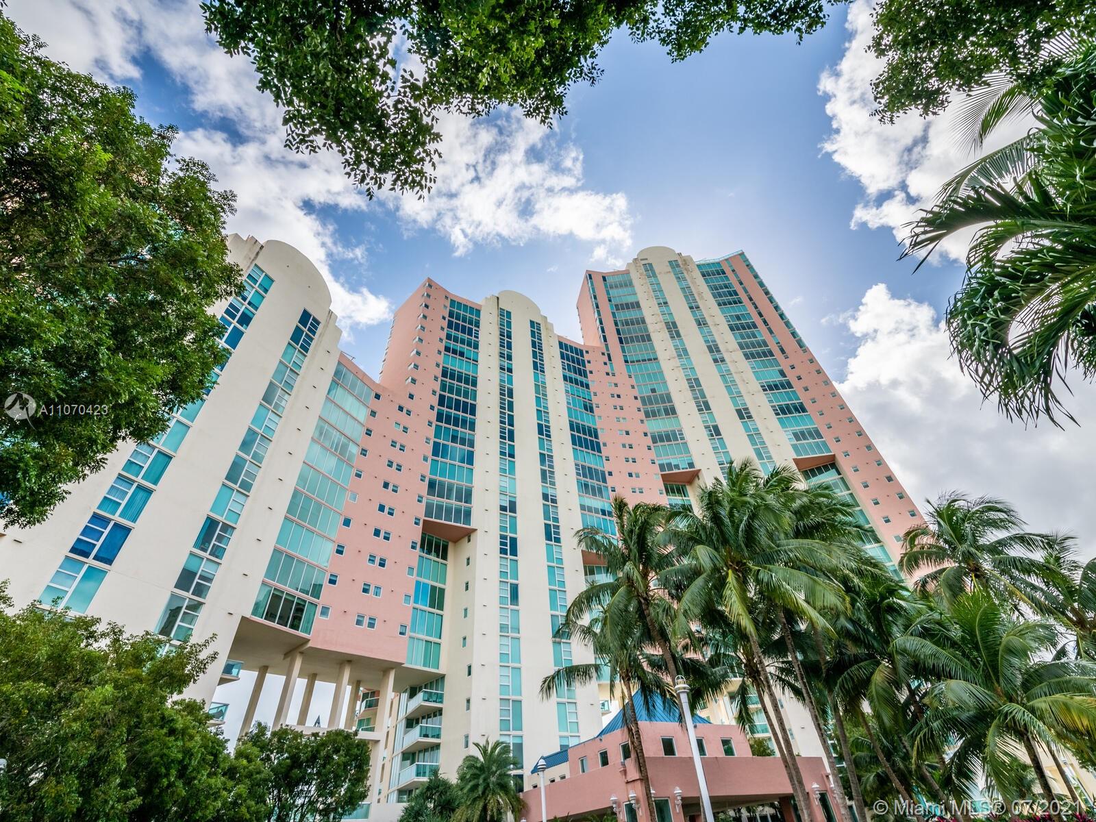 Photo 2 of 100 Hidden Bay Condo Apt 1908 in Aventura - MLS A11070423