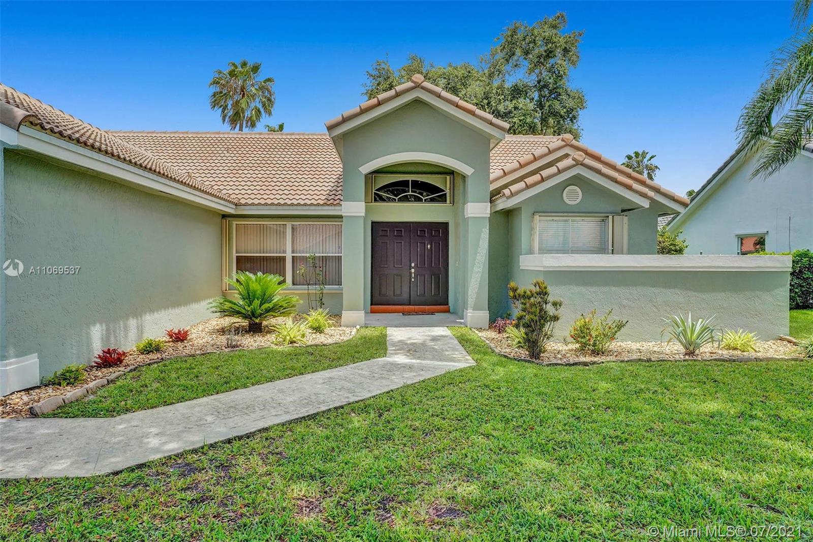 Photo 1 of 12483 8th Ct in Davie - MLS A11069537