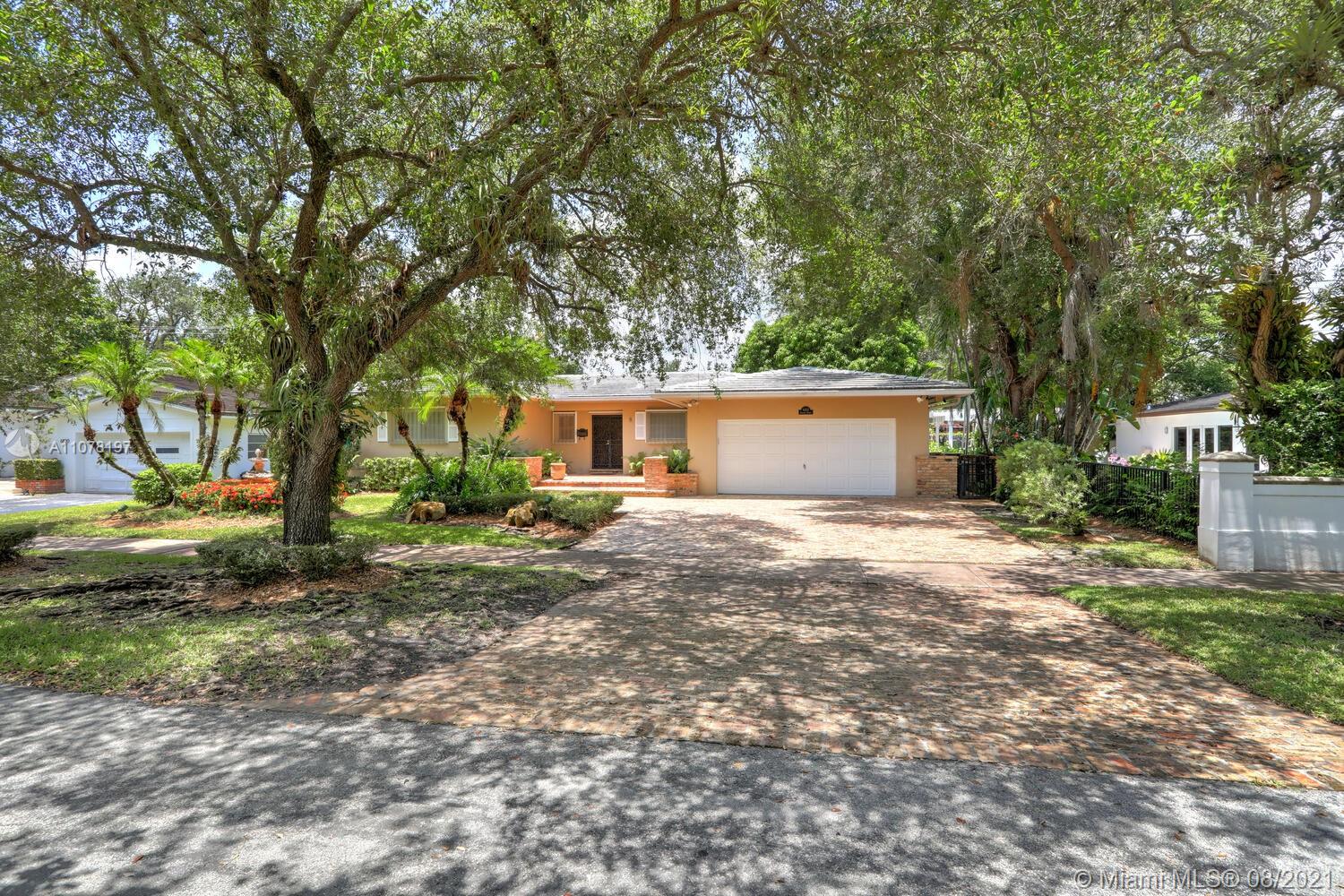 Photo 1 of 6810 Gratian St in Coral Gables - MLS A11078197