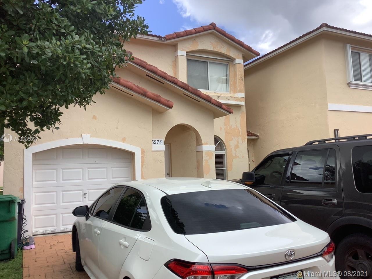 5974 SW 162nd Pl, Miami, FL 33193