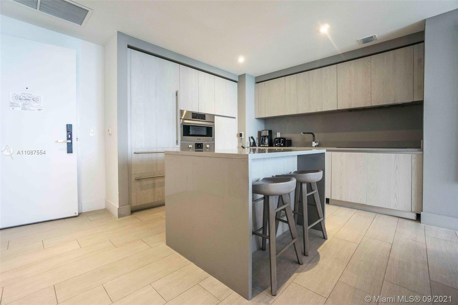 4010 S Ocean Dr R3307, Hollywood, Florida 33019, 2 Bedrooms Bedrooms, ,2 BathroomsBathrooms,Residential,For Sale,4010 S Ocean Dr R3307,A11087554