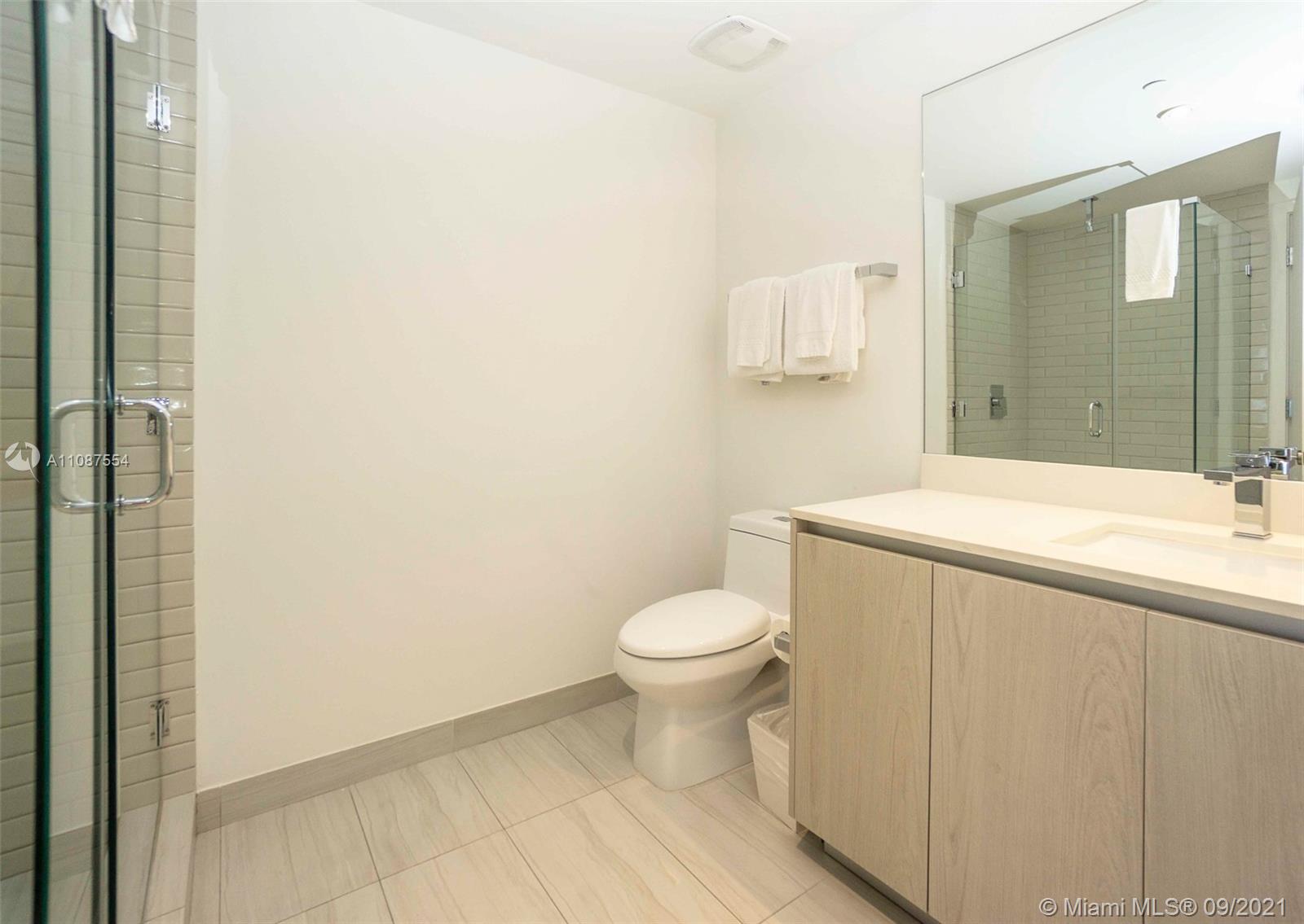4010 S Ocean Dr R3307, Hollywood, Florida 33019, 2 Bedrooms Bedrooms, ,2 BathroomsBathrooms,Residential,For Sale,4010 S Ocean Dr R3307,A11087554
