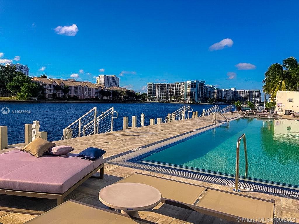 4010 S Ocean Dr R3307, Hollywood, Florida 33019, 2 Bedrooms Bedrooms, ,2 BathroomsBathrooms,Residential,For Sale,4010 S Ocean Dr R3307,A11087554