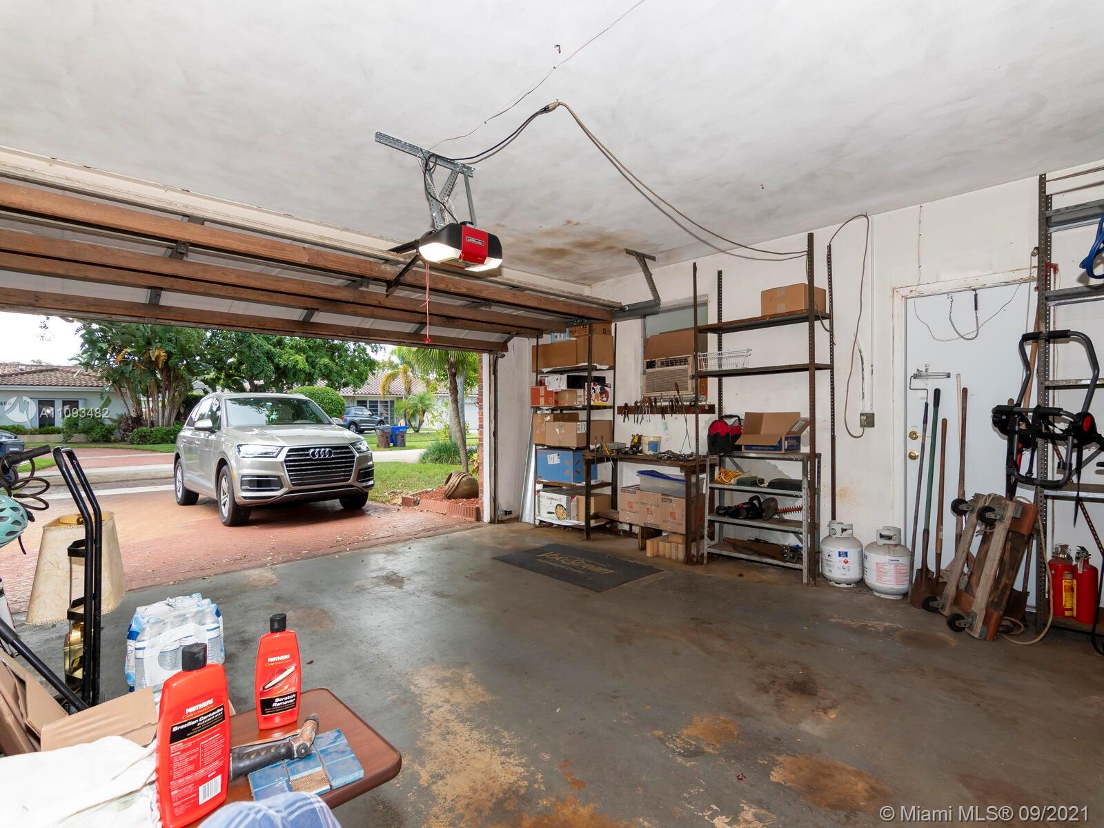Photo 28 of 3461 47th Ave in Hollywood - MLS A11093482