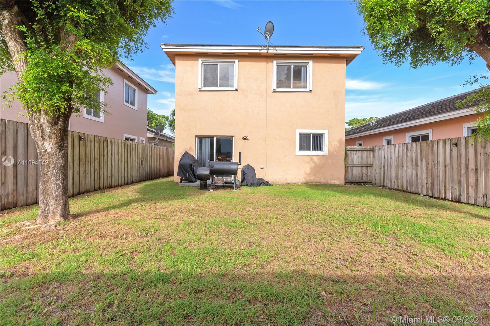 361 NE 35th Ave