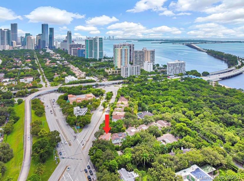 Photo 38 of 2775 Brickell Ct in Miami - MLS A11094578