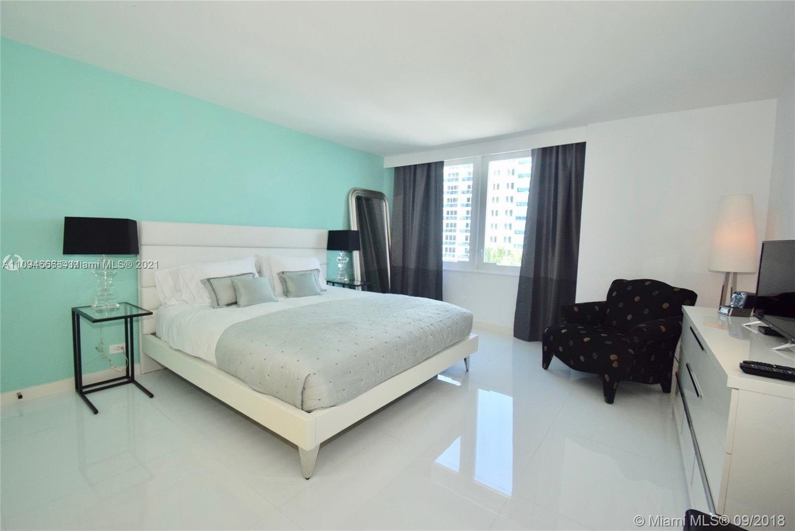815 master bedroom