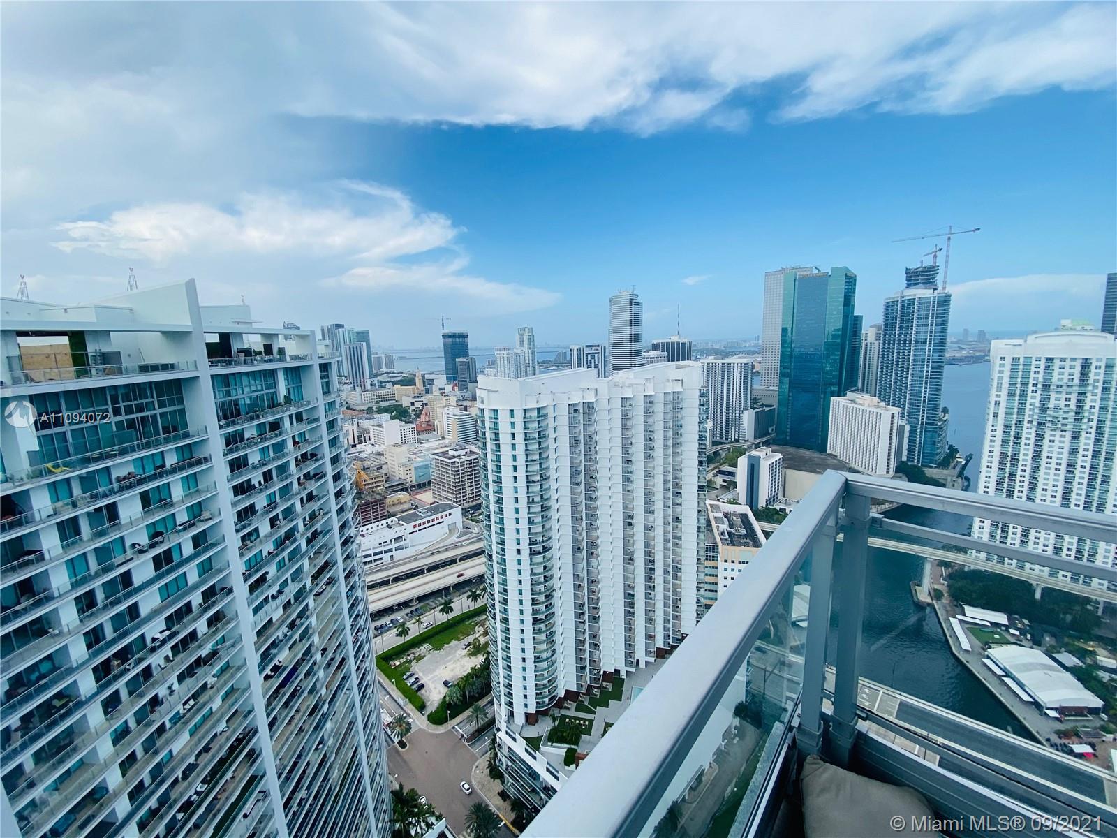 Photo 2 of Mint Apt 4810 in Miami - MLS A11094072