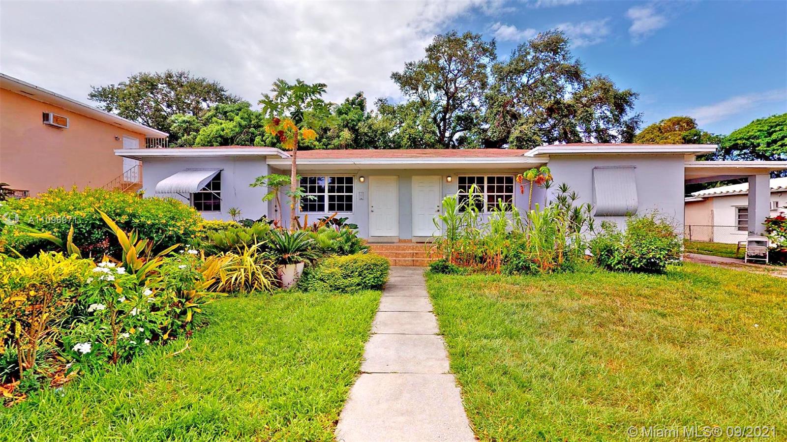570 NE 134th St, North Miami, FL 33161
