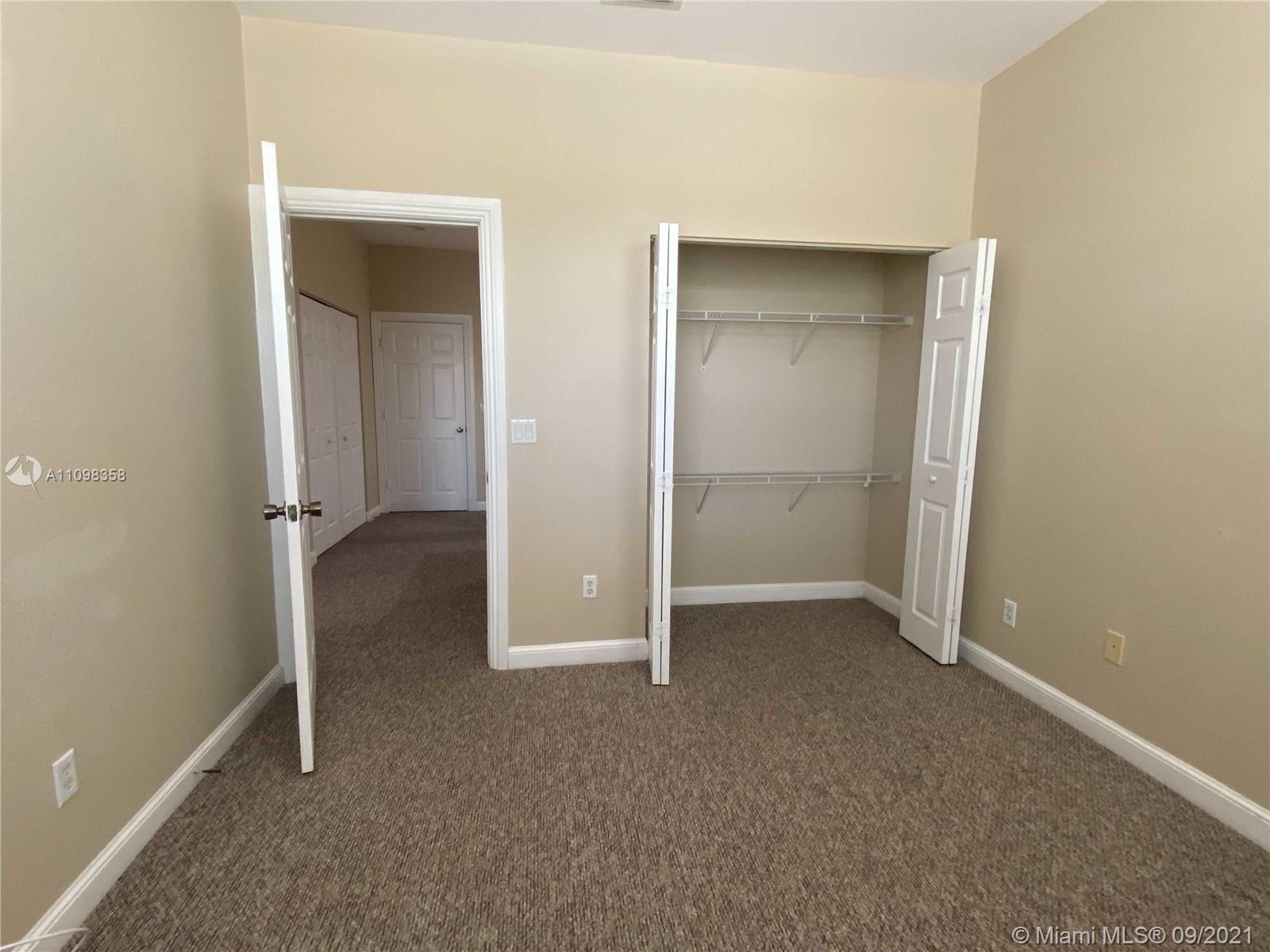 454 NE 21st Ave 454