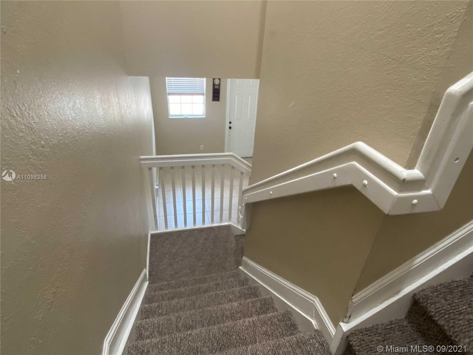454 NE 21st Ave 454