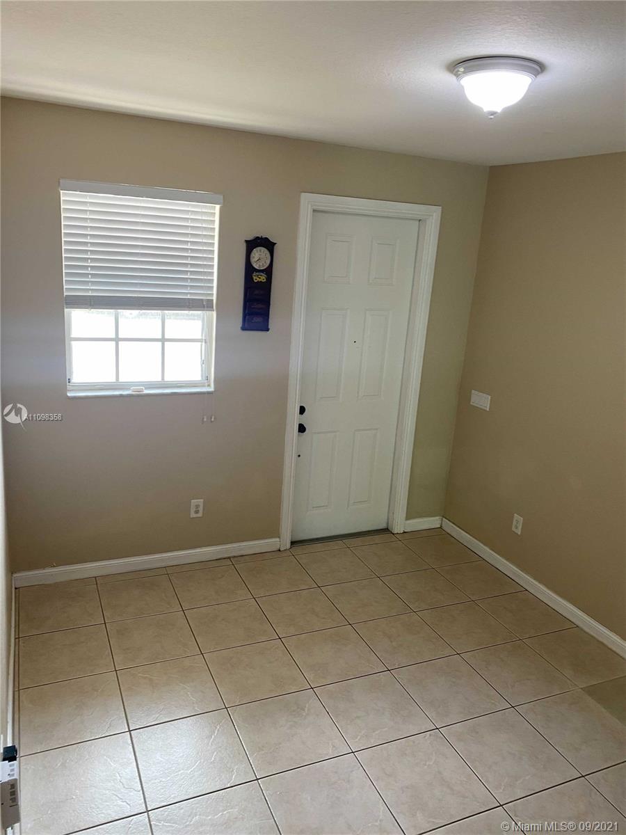 454 NE 21st Ave 454