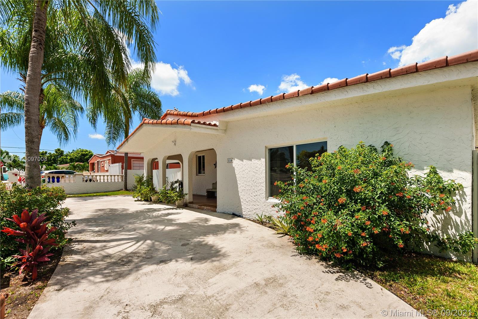 Photo 1 of 114 57th Ct in Miami - MLS A11097008