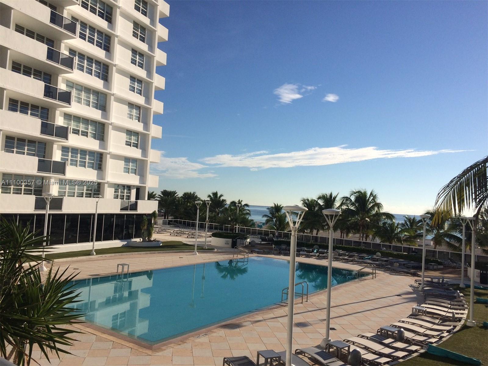 100  Lincoln Rd #521 For Sale A11100357, FL