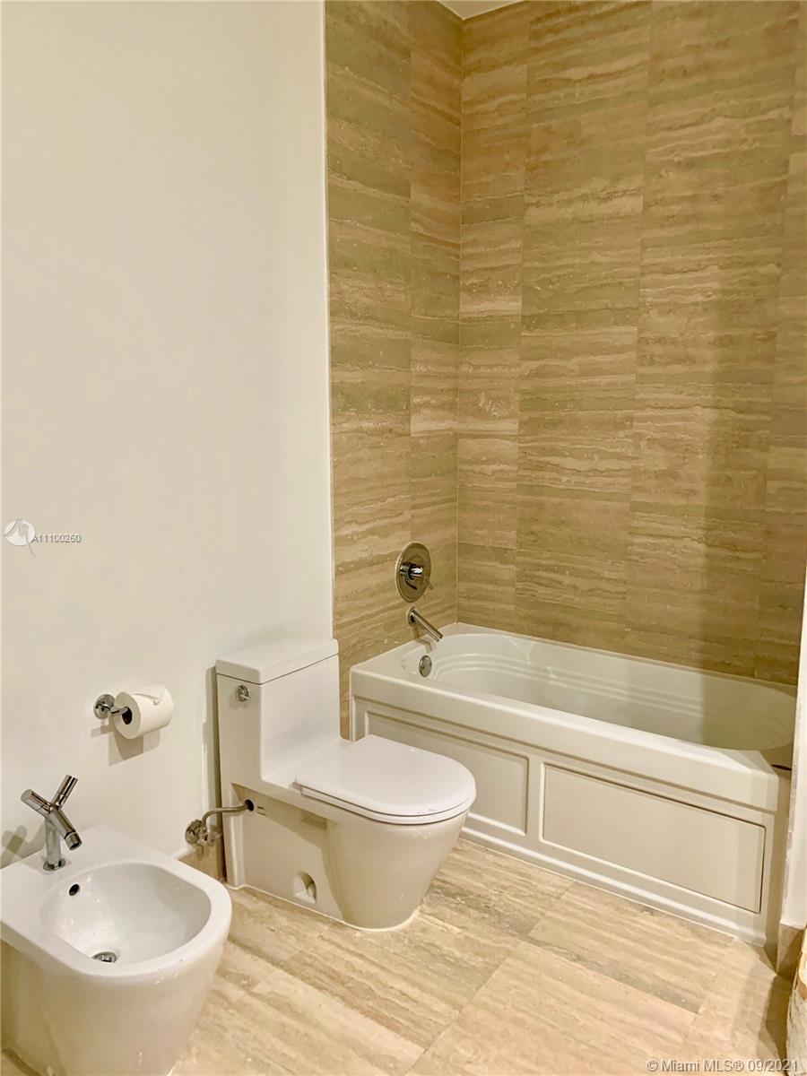 15811 Collins Ave 3305, Sunny Isles Beach, Florida 33160, 2 Bedrooms Bedrooms, ,2 BathroomsBathrooms,Residential,For Sale,15811 Collins Ave 3305,A11100260