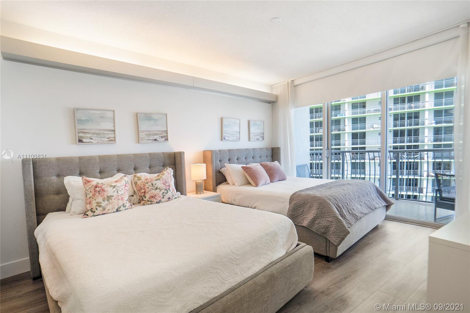 1750 N Bayshore Dr 2703