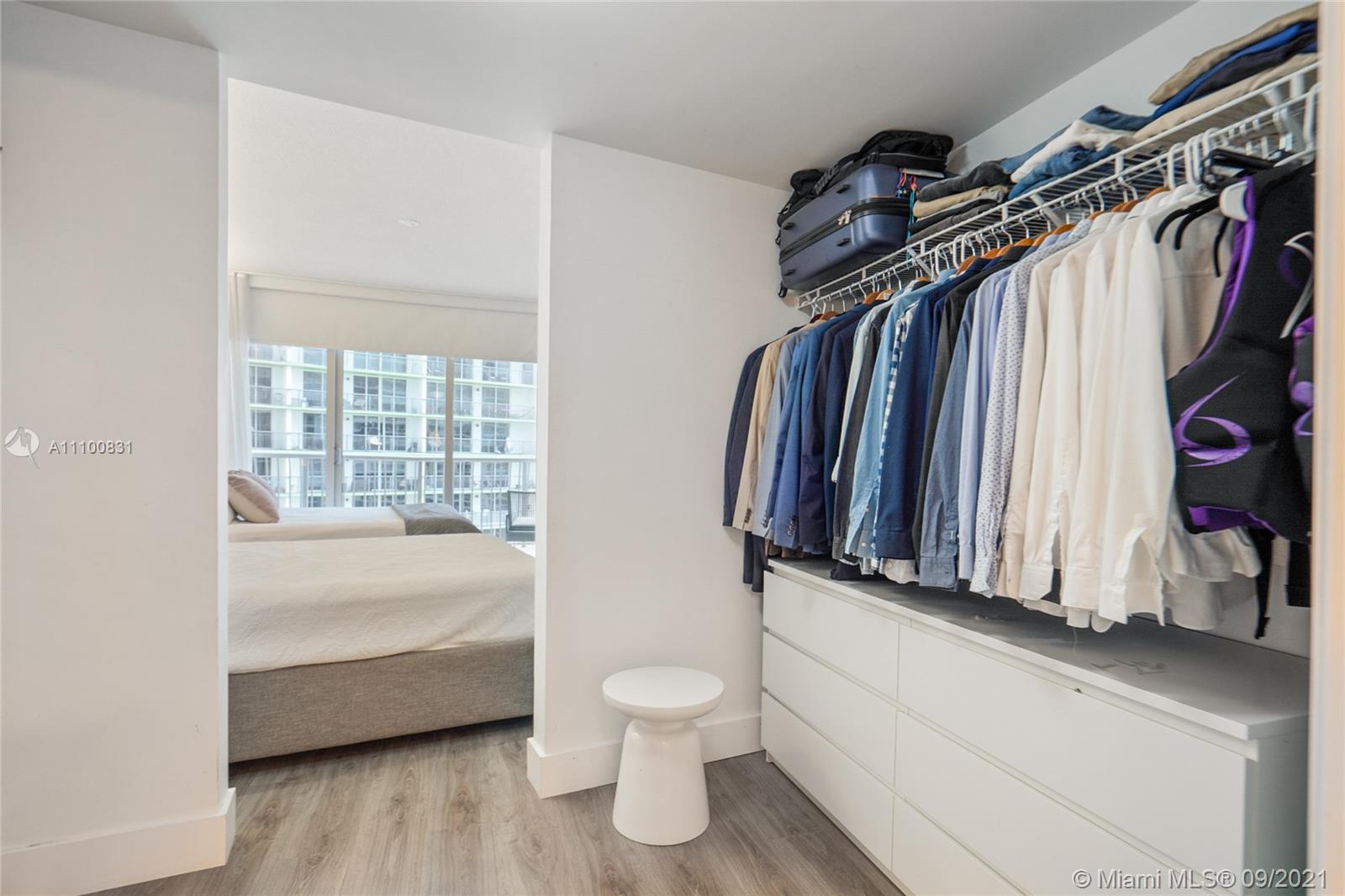 1750 N Bayshore Dr 2703