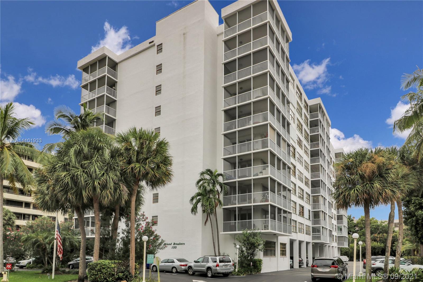 Photo 2 of Island Breakers Condo Apt 2B in Key Biscayne - MLS A11101933