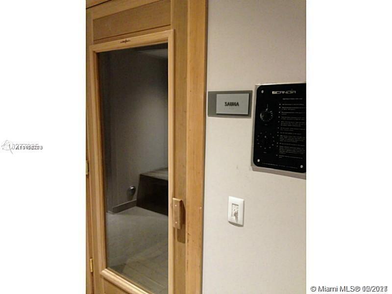 Photo 9 of 1100 Millecento Apt 2601 in Miami - MLS A11106203