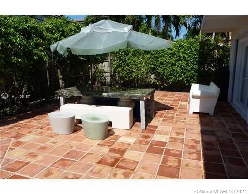 Photo 2 of 240 Greenwood Dr in Key Biscayne - MLS A11106167