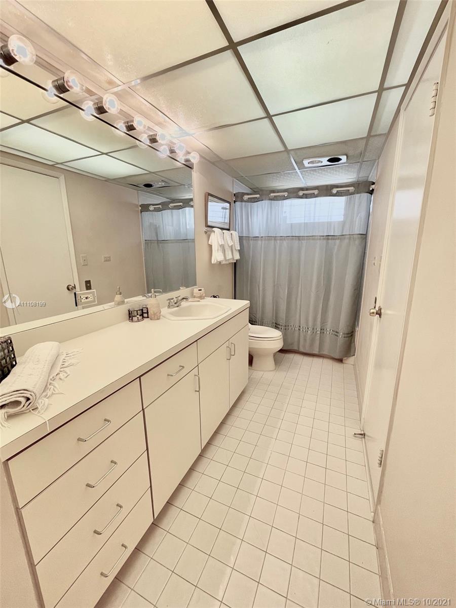 1750 NE 115th St 602