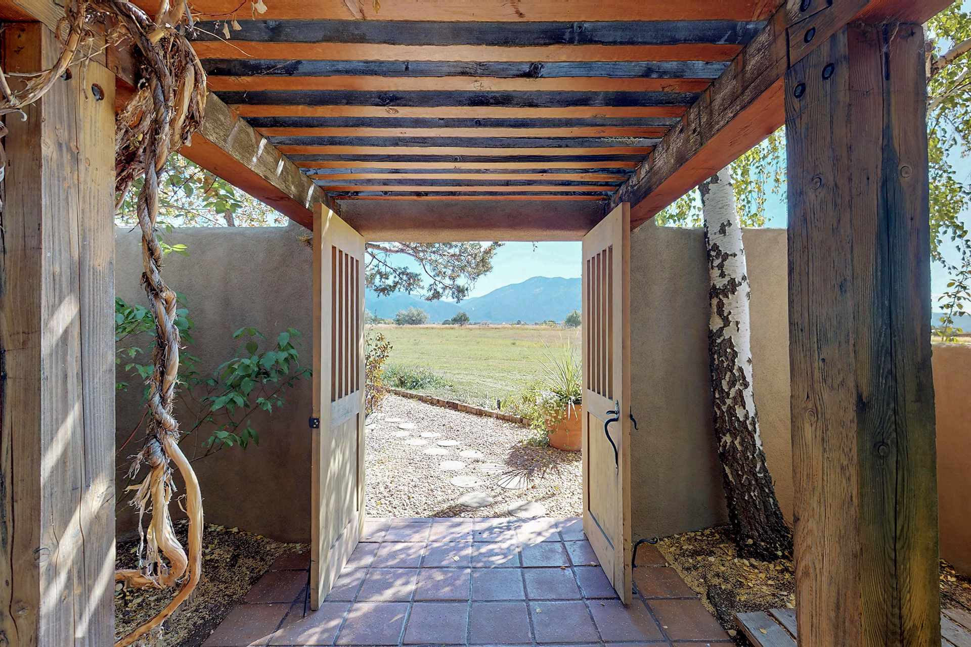 48 Mariposa Ranch 48, Taos, New Mexico 87571, 4 Bedrooms Bedrooms, ,3 BathroomsBathrooms,Residential,For Sale,48 Mariposa Ranch 48,201904542