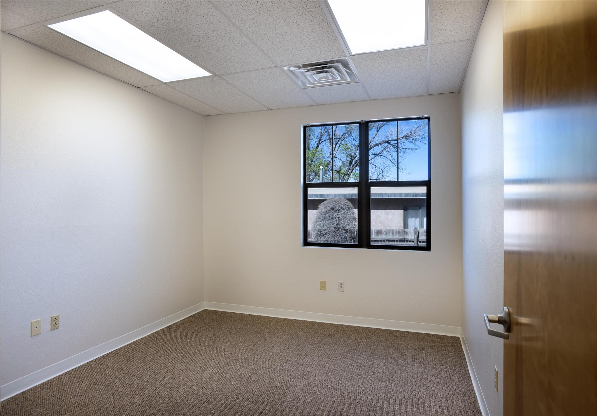 3600 Rodeo B-3, Santa Fe, New Mexico 87507, ,Commercial Sale,For Sale,3600 Rodeo B-3,202101896
