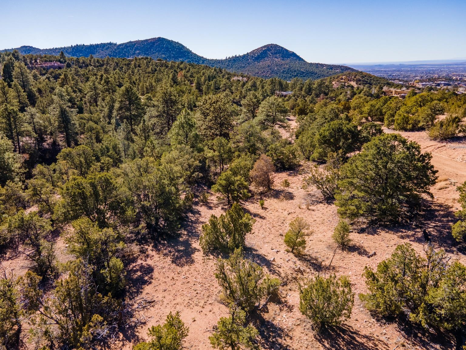 1124 E Ridge Rd, Santa Fe, New Mexico 87505, ,Land,For Sale,1124 E Ridge Rd,202105203