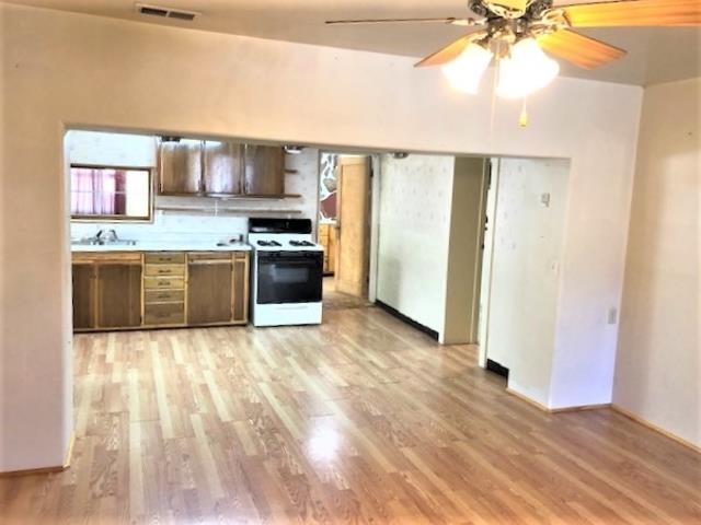 602 Stonewood NW, Wagon Mound, New Mexico 87752, 3 Bedrooms Bedrooms, ,1 BathroomBathrooms,Residential,For Sale,602 Stonewood NW,202104906