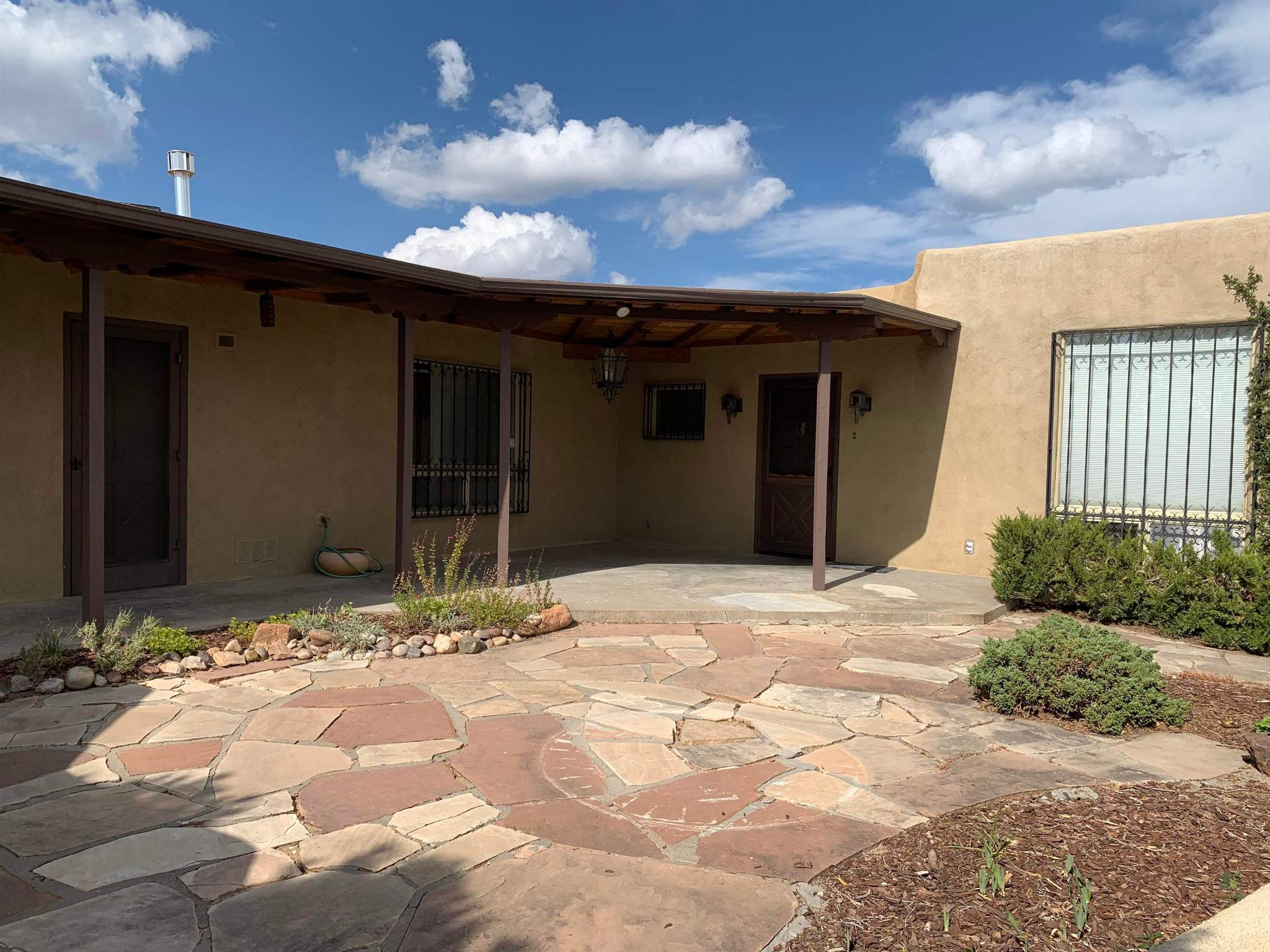 328 Calle Sierpe, Santa Fe, New Mexico 87501-0000, 2 Bedrooms Bedrooms, ,Residential Lease,For Rent,328 Calle Sierpe,202104385