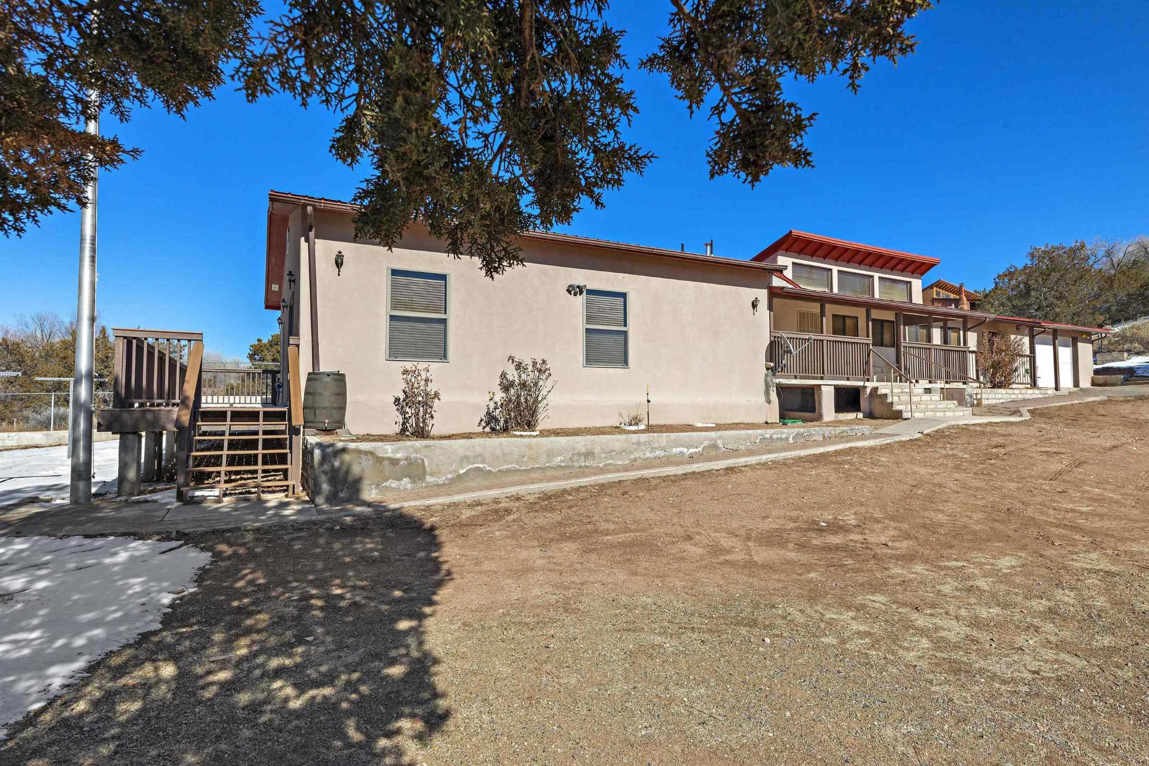 9 Paseo San Pasqual, Santa Fe, New Mexico 87507, 2 Bedrooms Bedrooms, ,3 BathroomsBathrooms,Residential,For Sale,9 Paseo San Pasqual,202200626
