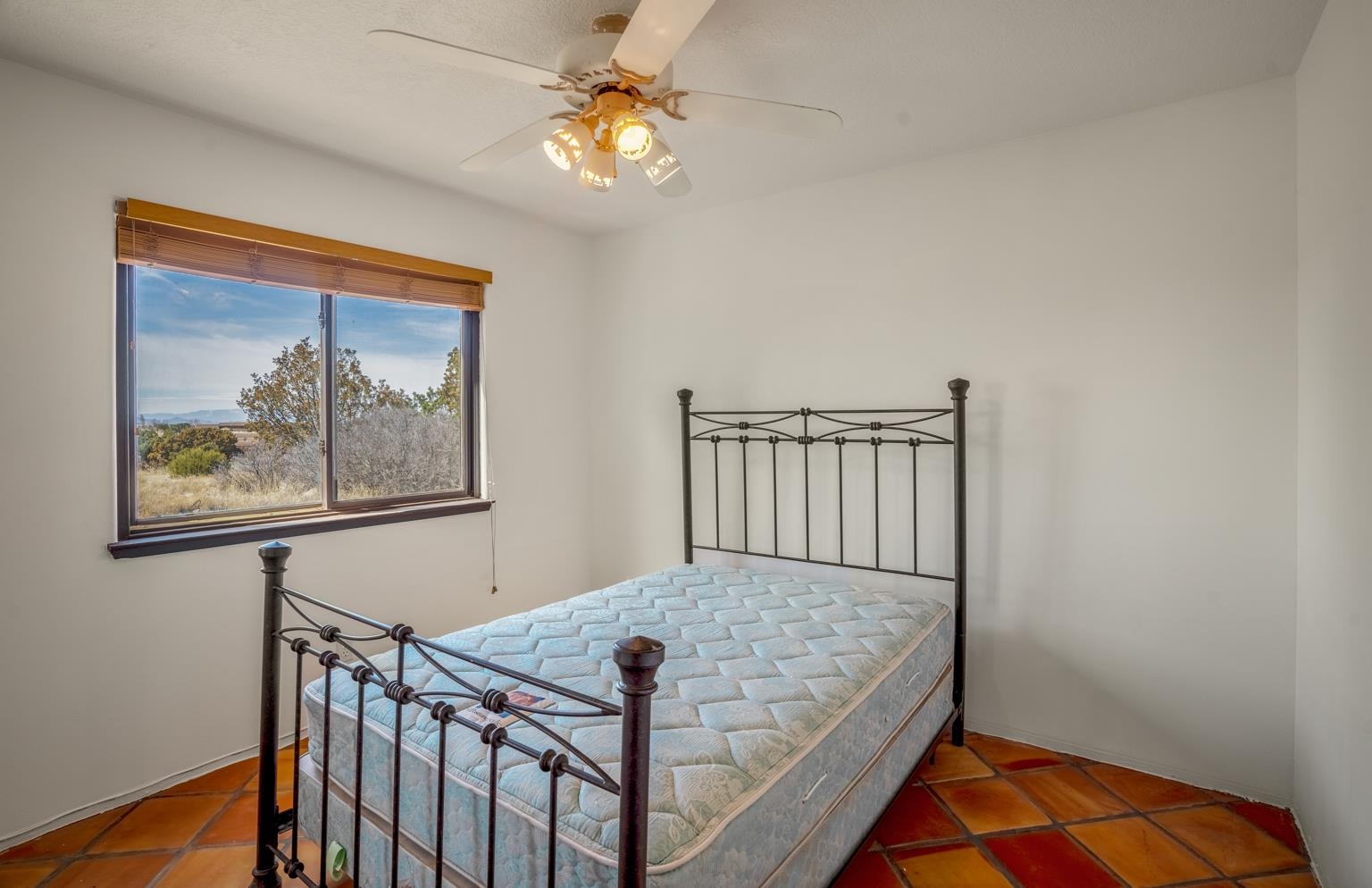 6 Ladera, Santa Fe, New Mexico 87508, 3 Bedrooms Bedrooms, ,2 BathroomsBathrooms,Residential,For Sale,6 Ladera,202200989