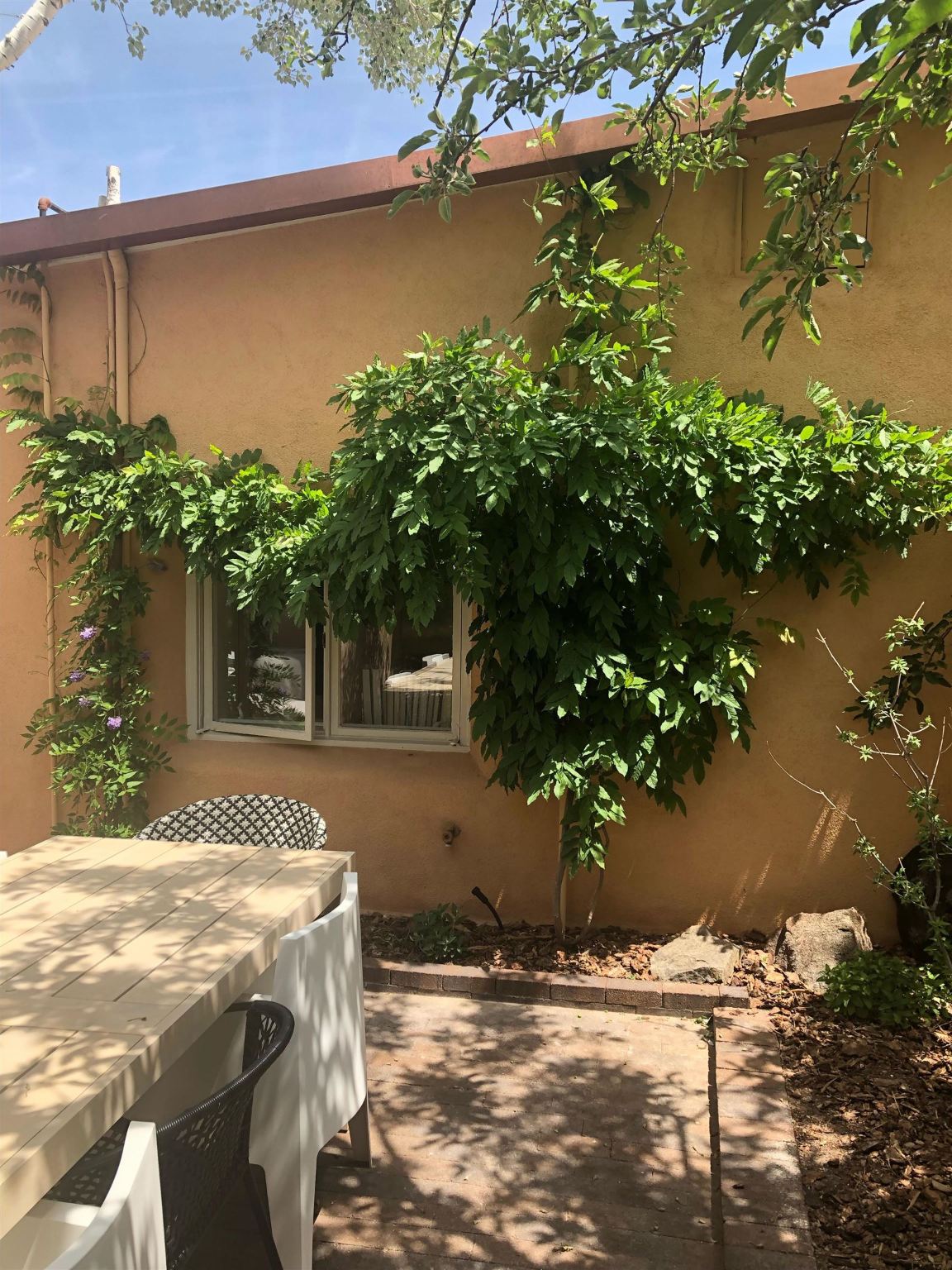 644 CANYON #3, Santa Fe, New Mexico 87501, 1 Bedroom Bedrooms, ,1 BathroomBathrooms,Residential,For Sale,644 CANYON #3,202201453