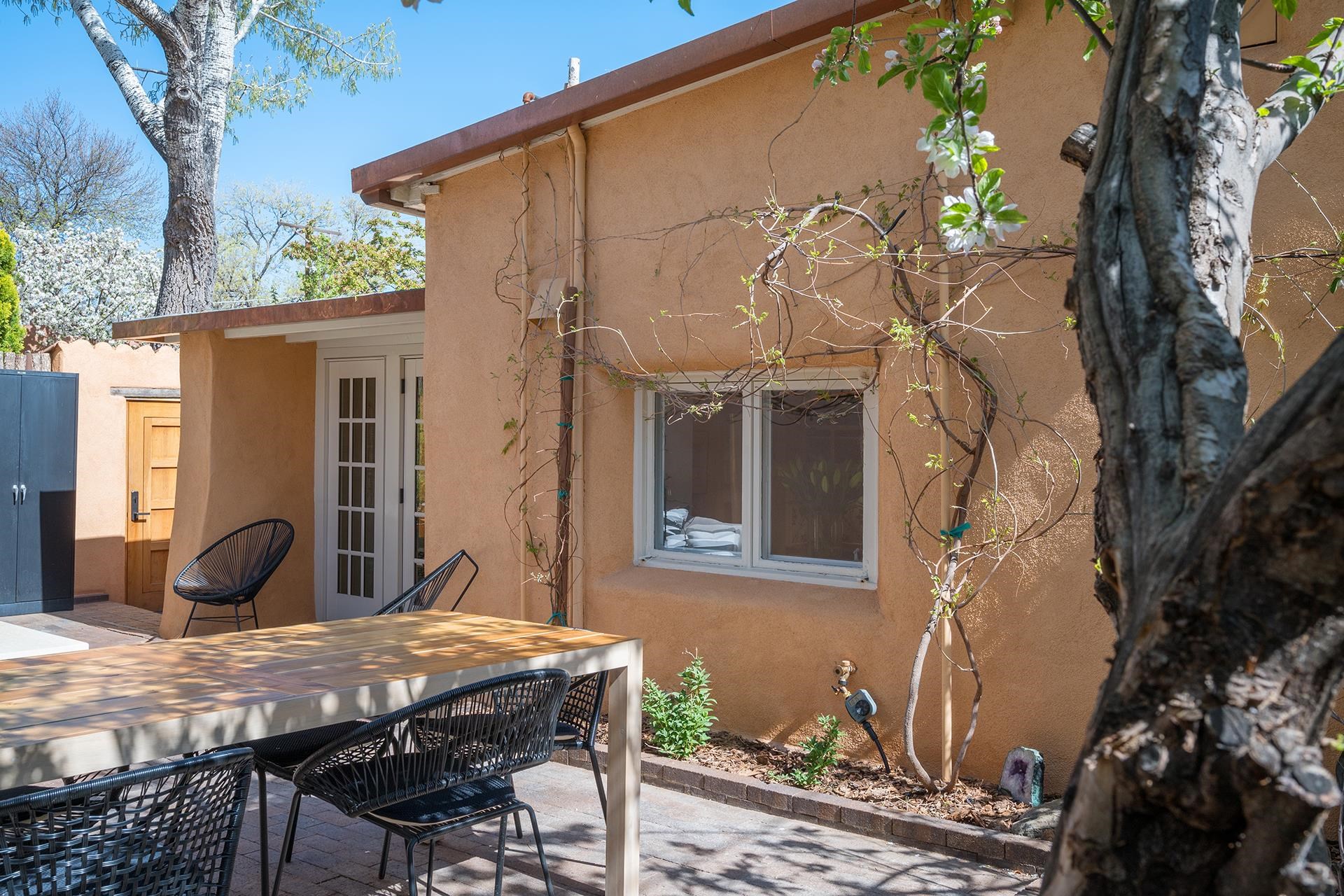 644 CANYON #3, Santa Fe, New Mexico 87501, 1 Bedroom Bedrooms, ,1 BathroomBathrooms,Residential,For Sale,644 CANYON #3,202201453