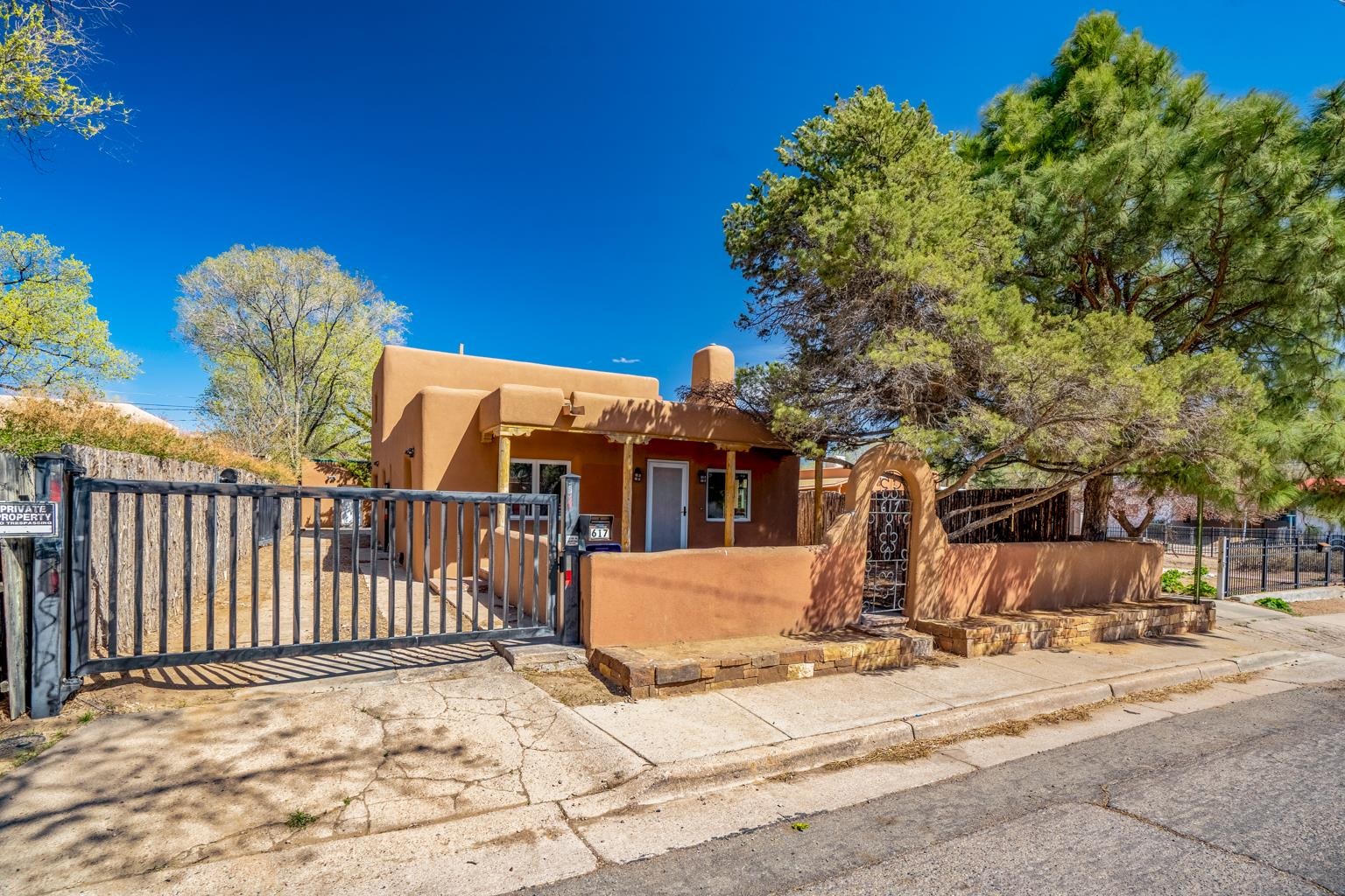 617 Onate, Santa Fe, New Mexico 87505, 2 Bedrooms Bedrooms, ,2 BathroomsBathrooms,Residential,For Sale,617 Onate,202201226