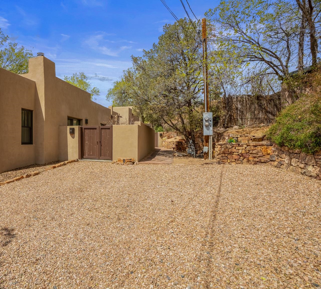 531 Dolores St Unit B, Santa Fe, New Mexico 87501, 2 Bedrooms Bedrooms, ,2 BathroomsBathrooms,Residential,For Sale,531 Dolores St Unit B,202201338