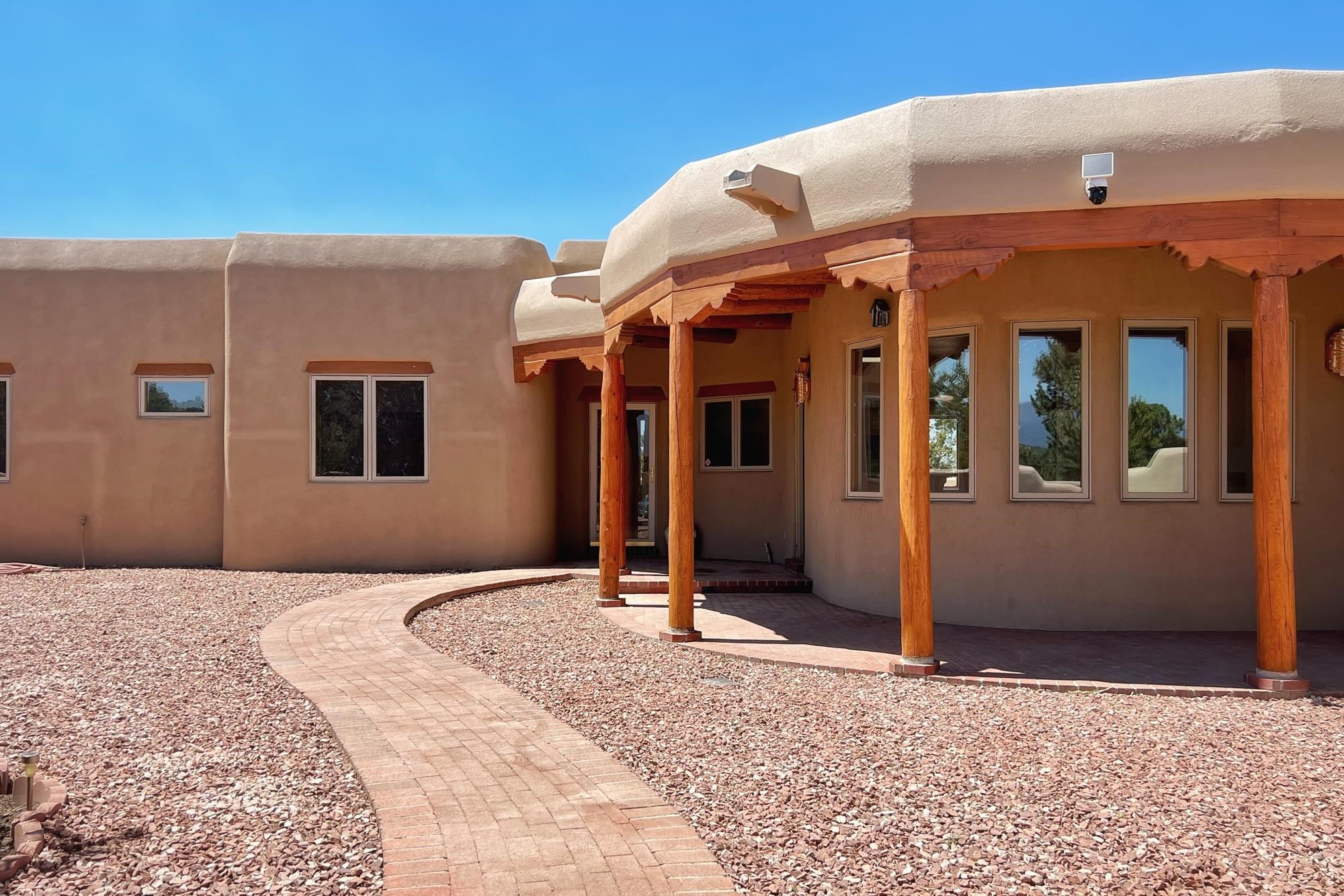 9 Sunflower, Santa Fe, New Mexico 87506, 4 Bedrooms Bedrooms, ,2 BathroomsBathrooms,Residential,For Sale,9 Sunflower,202201547