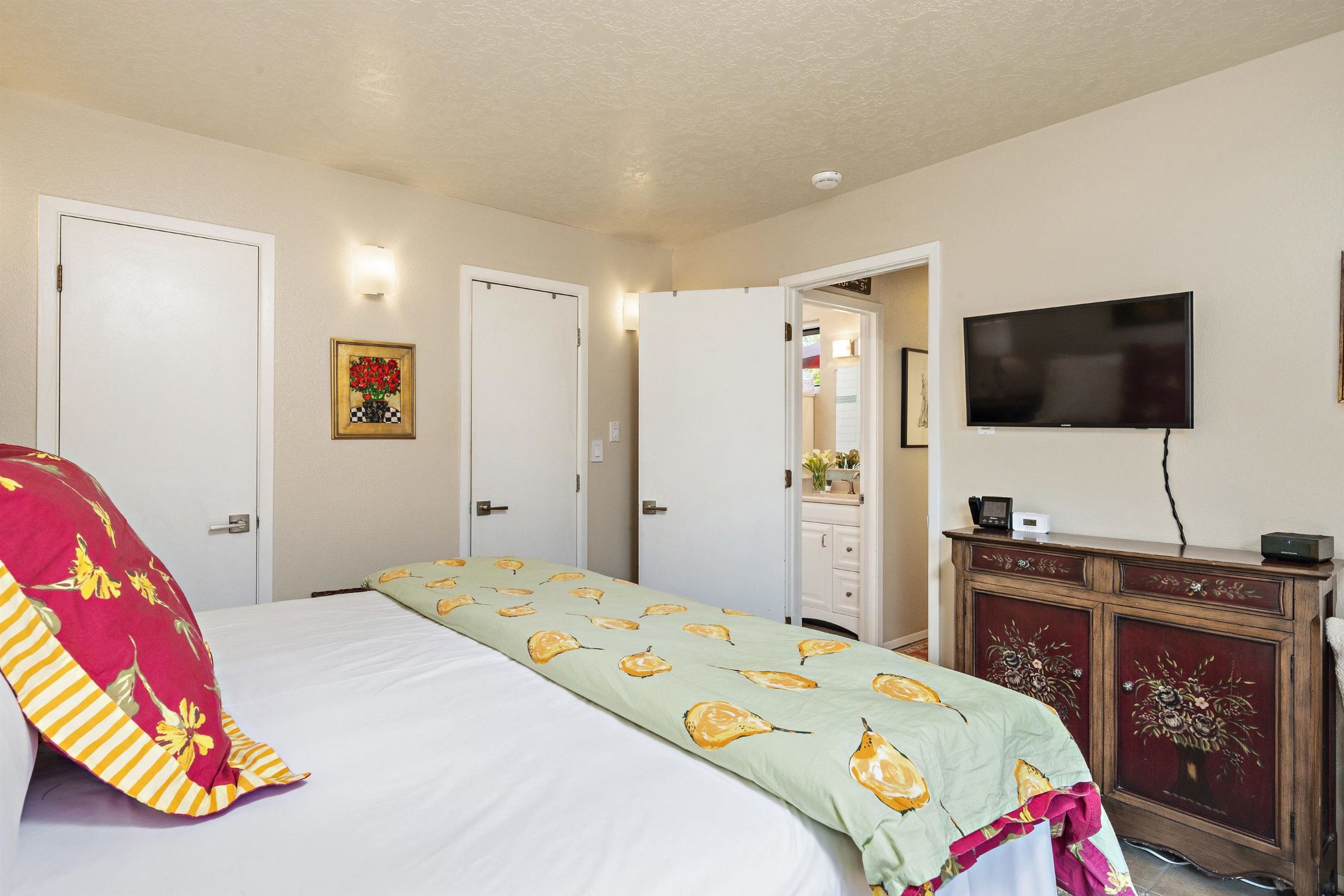 1004 Camino de Chelly, Santa Fe, New Mexico 87505, 2 Bedrooms Bedrooms, ,1 BathroomBathrooms,Residential,For Sale,1004 Camino de Chelly,202201591