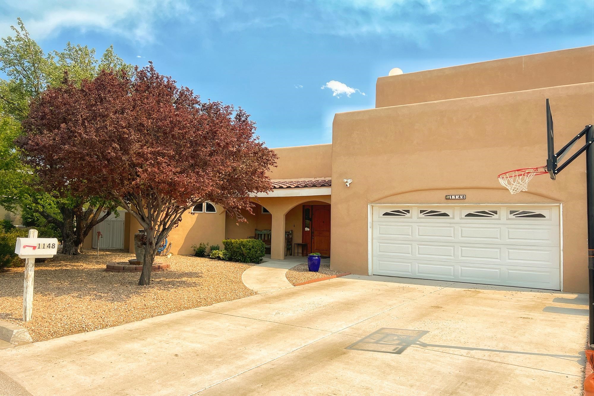 1148 Calle Sombra, Espanola, New Mexico 87532, 4 Bedrooms Bedrooms, ,3 BathroomsBathrooms,Residential,For Sale,1148 Calle Sombra,202201641
