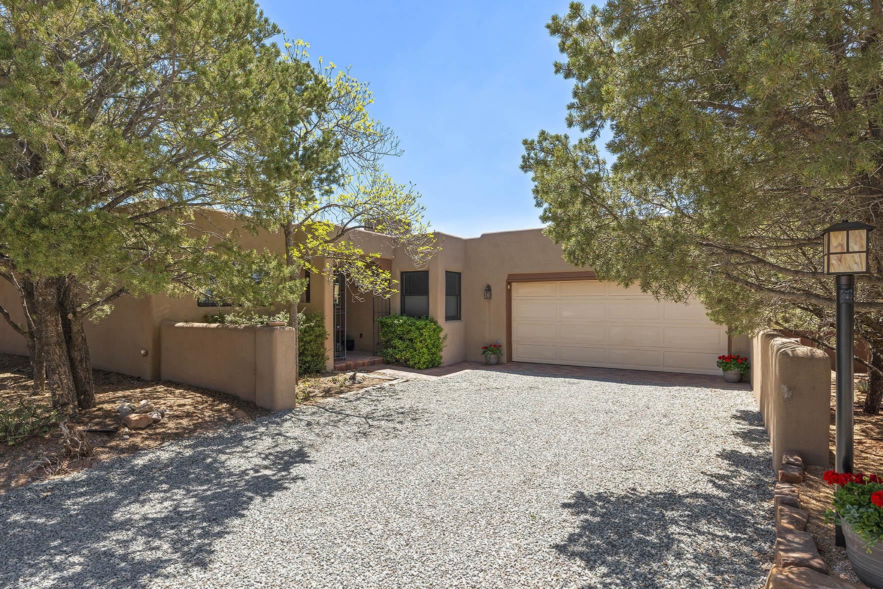 374 CALLE COLINA, Santa Fe, New Mexico 87501, 2 Bedrooms Bedrooms, ,2 BathroomsBathrooms,Residential,For Sale,374 CALLE COLINA,202201644