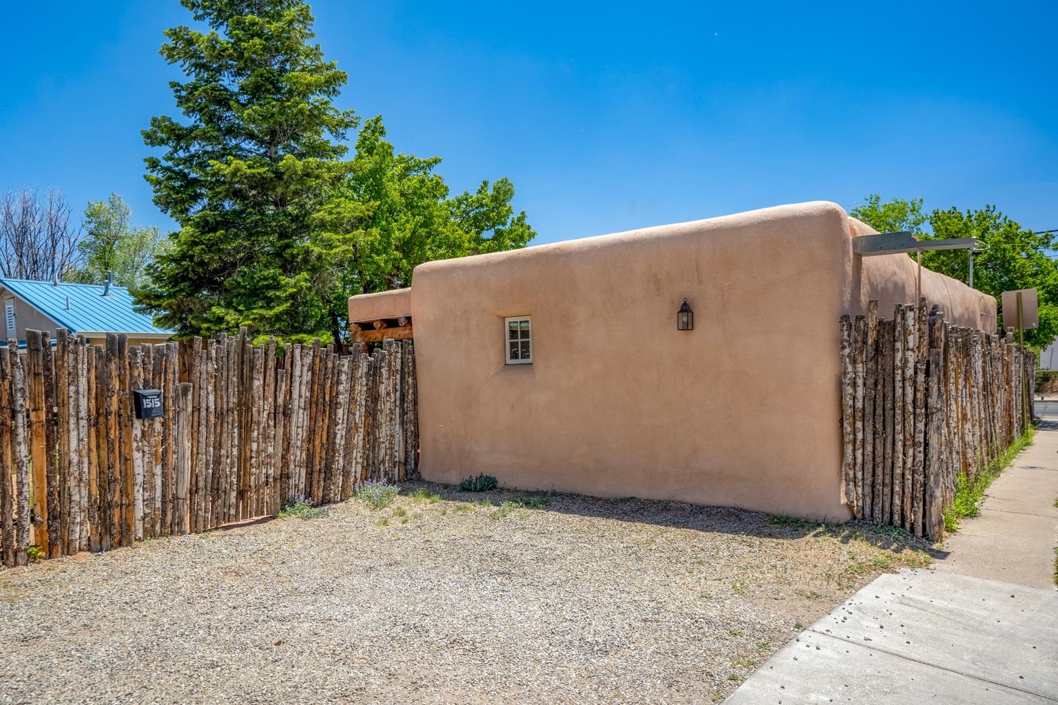 1515 Alameda, Santa Fe, New Mexico 87501, 2 Bedrooms Bedrooms, ,1 BathroomBathrooms,Residential,For Sale,1515 Alameda,202201665