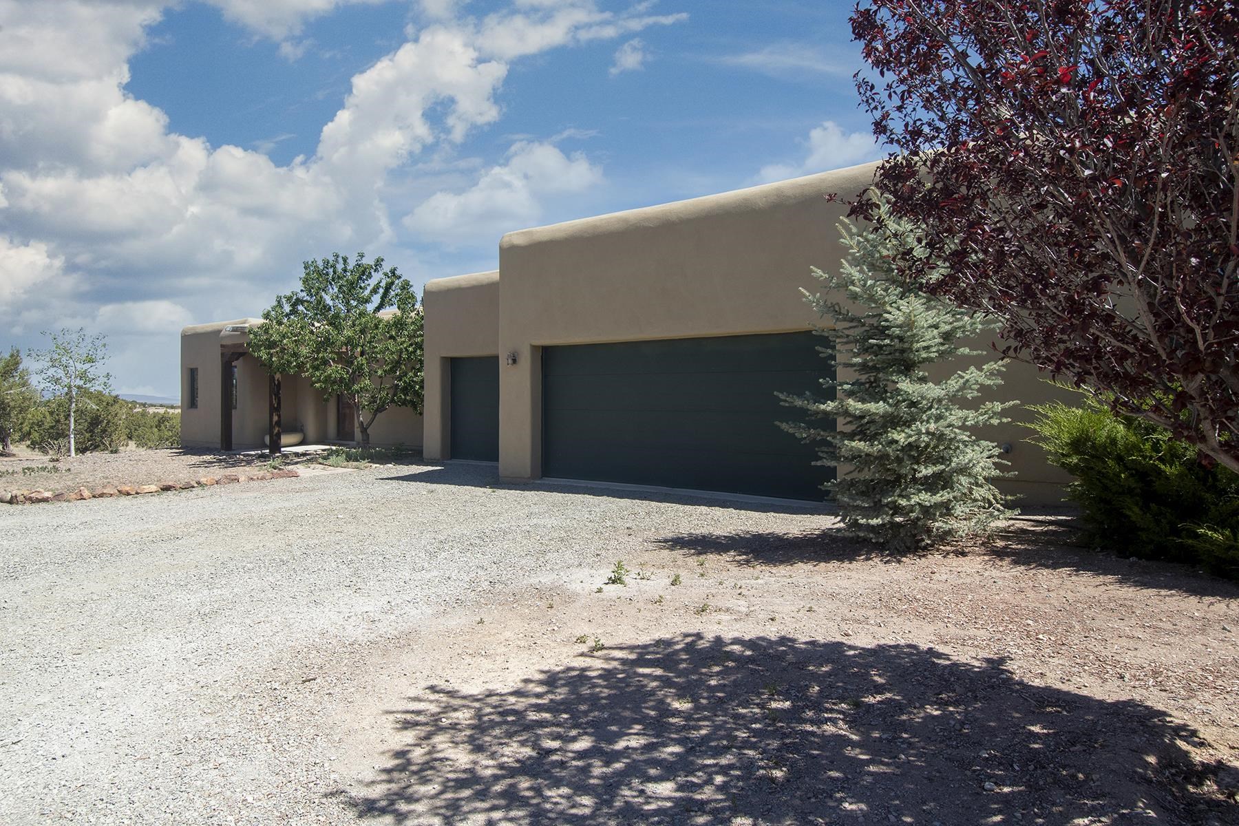 43 Heartstone Drive, Santa Fe, New Mexico 87506, 4 Bedrooms Bedrooms, ,4 BathroomsBathrooms,Residential,For Sale,43 Heartstone Drive,202201751