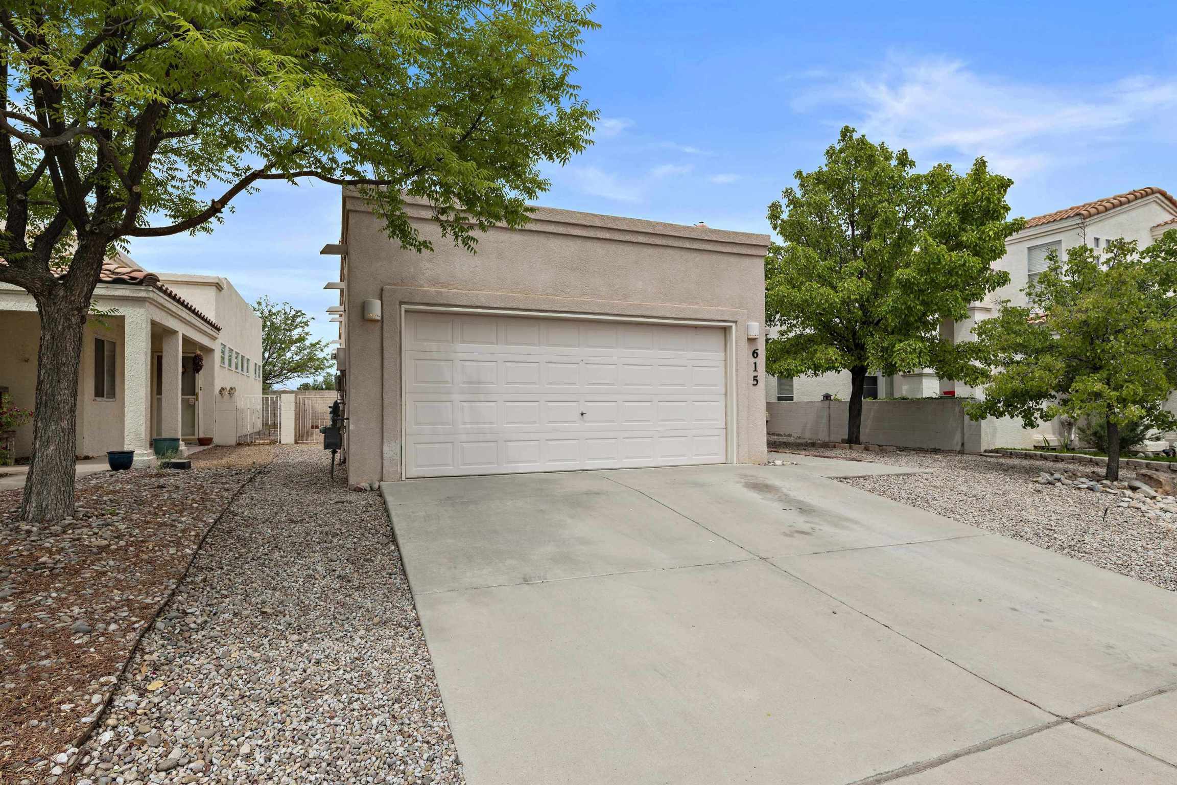 615 Hermit Falls Drive, Rio Rancho, New Mexico 87144, 4 Bedrooms Bedrooms, ,3 BathroomsBathrooms,Residential,For Sale,615 Hermit Falls Drive,202201844