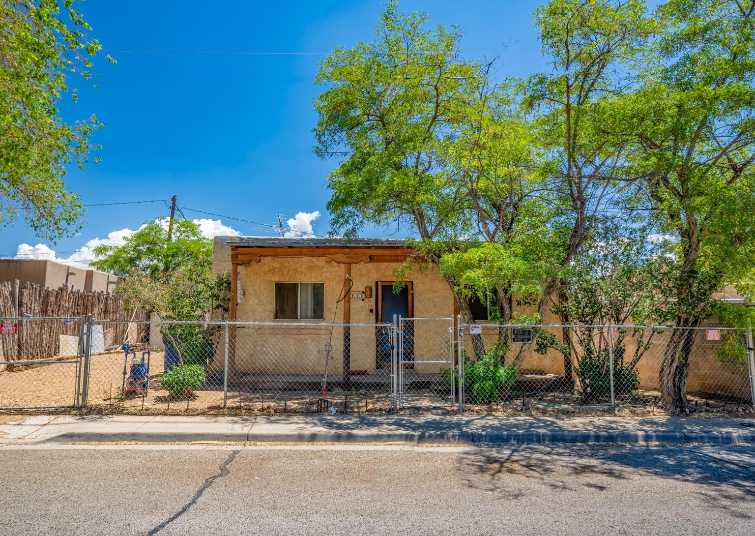 611 Jiron, Santa Fe, New Mexico 87505, 1 Bedroom Bedrooms, ,1 BathroomBathrooms,Residential,For Sale,611 Jiron,202201994