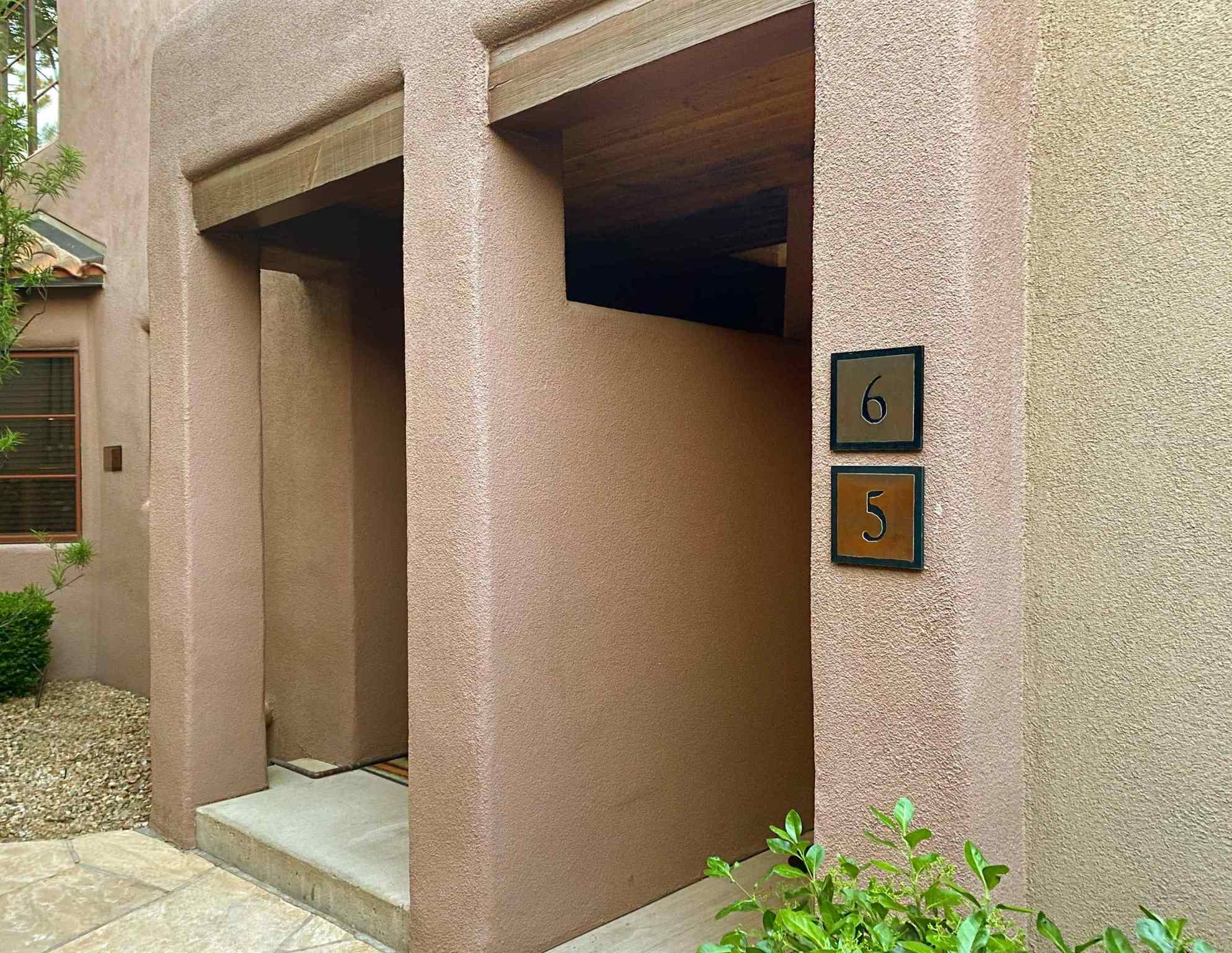 103 CATRON #6, Santa Fe, New Mexico 87501, 1 Bedroom Bedrooms, ,1 BathroomBathrooms,Residential,For Sale,103 CATRON #6,202202043
