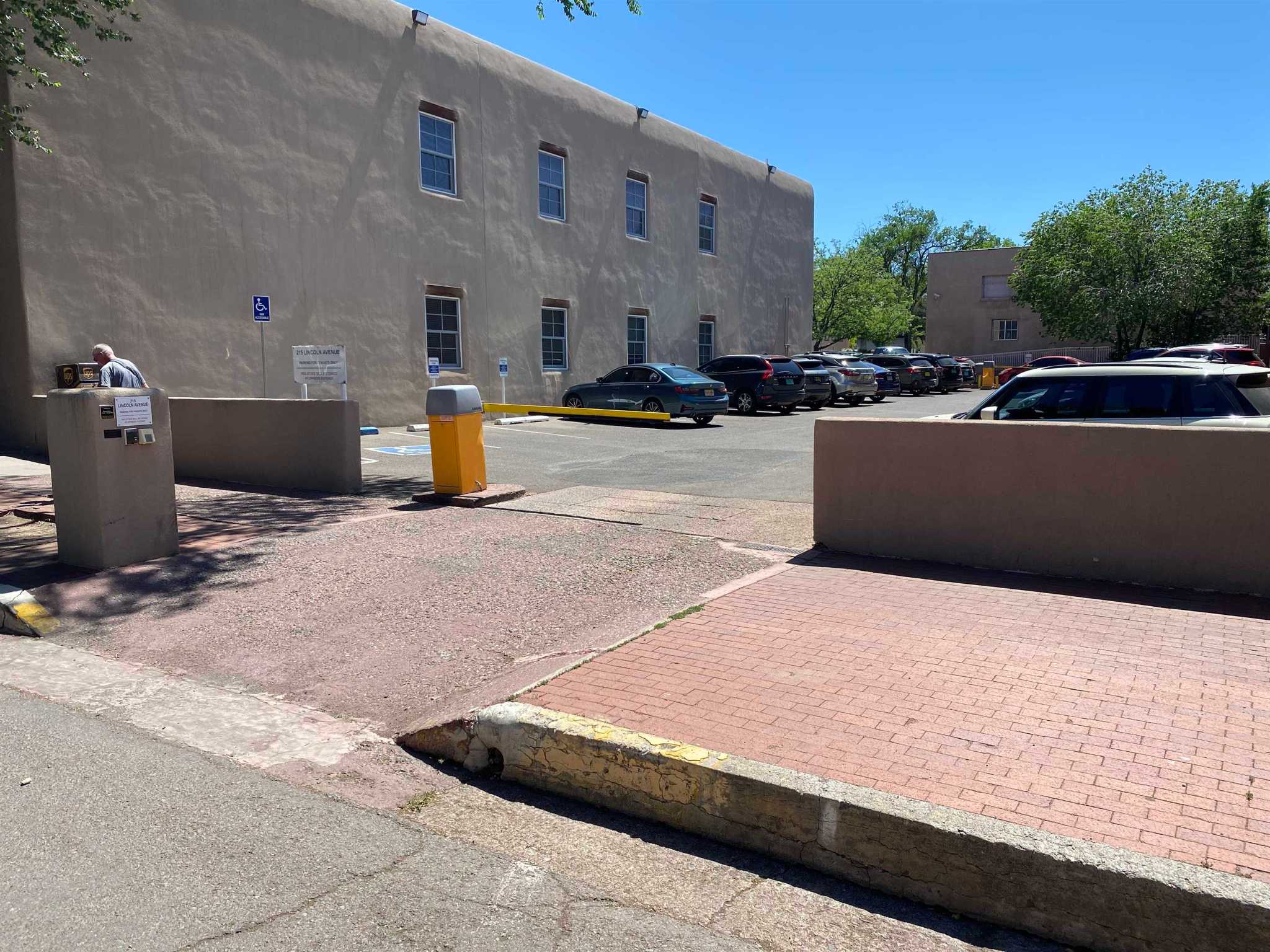 215 Lincoln, Santa Fe, New Mexico 87501, ,Commercial Lease,For Rent,215 Lincoln,202202161