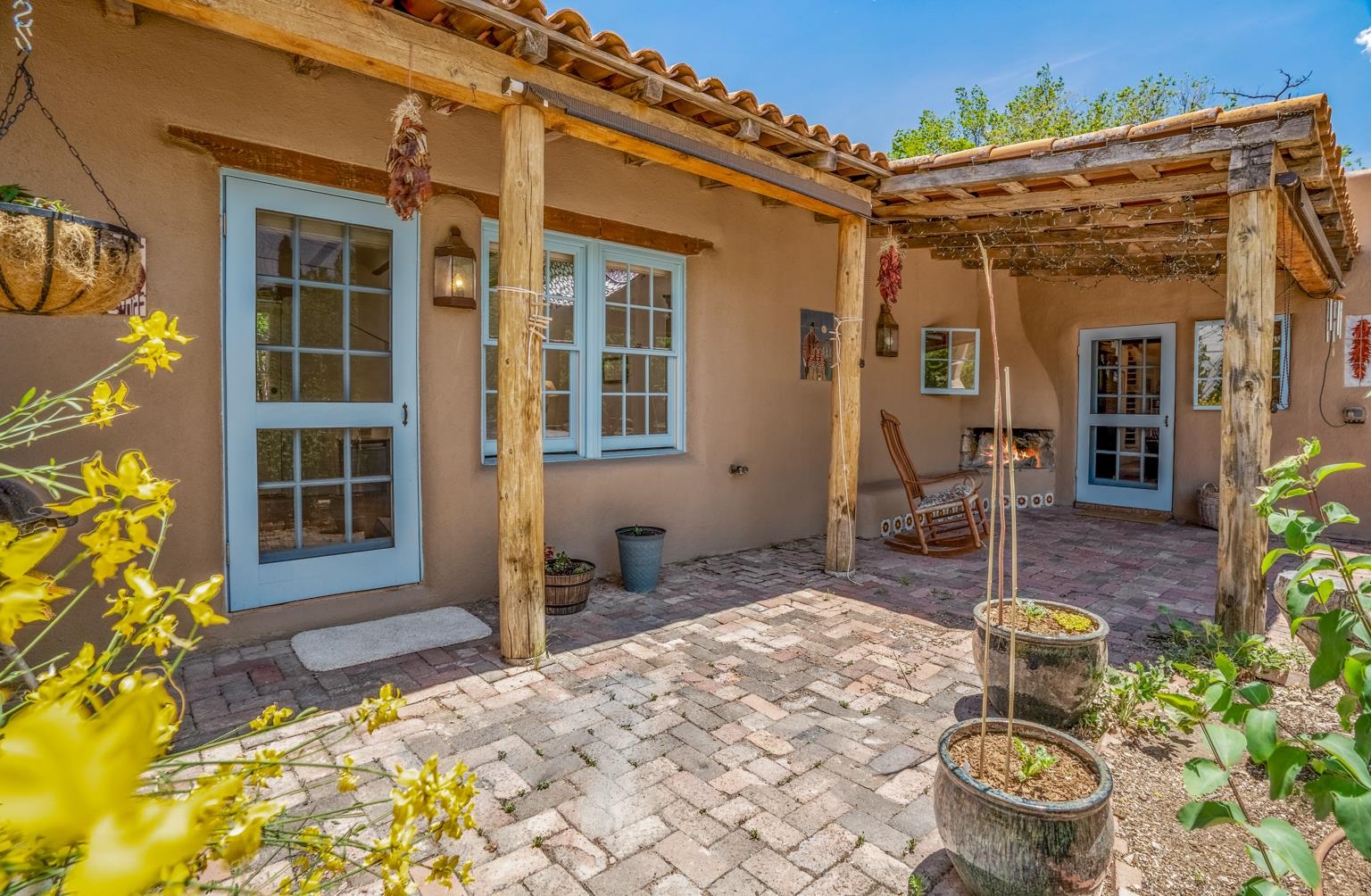 1018 1/2 Canyon Road, Santa Fe, New Mexico 87501, 7 Bedrooms Bedrooms, ,5 BathroomsBathrooms,Residential,For Sale,1018 1/2 Canyon Road,202202188