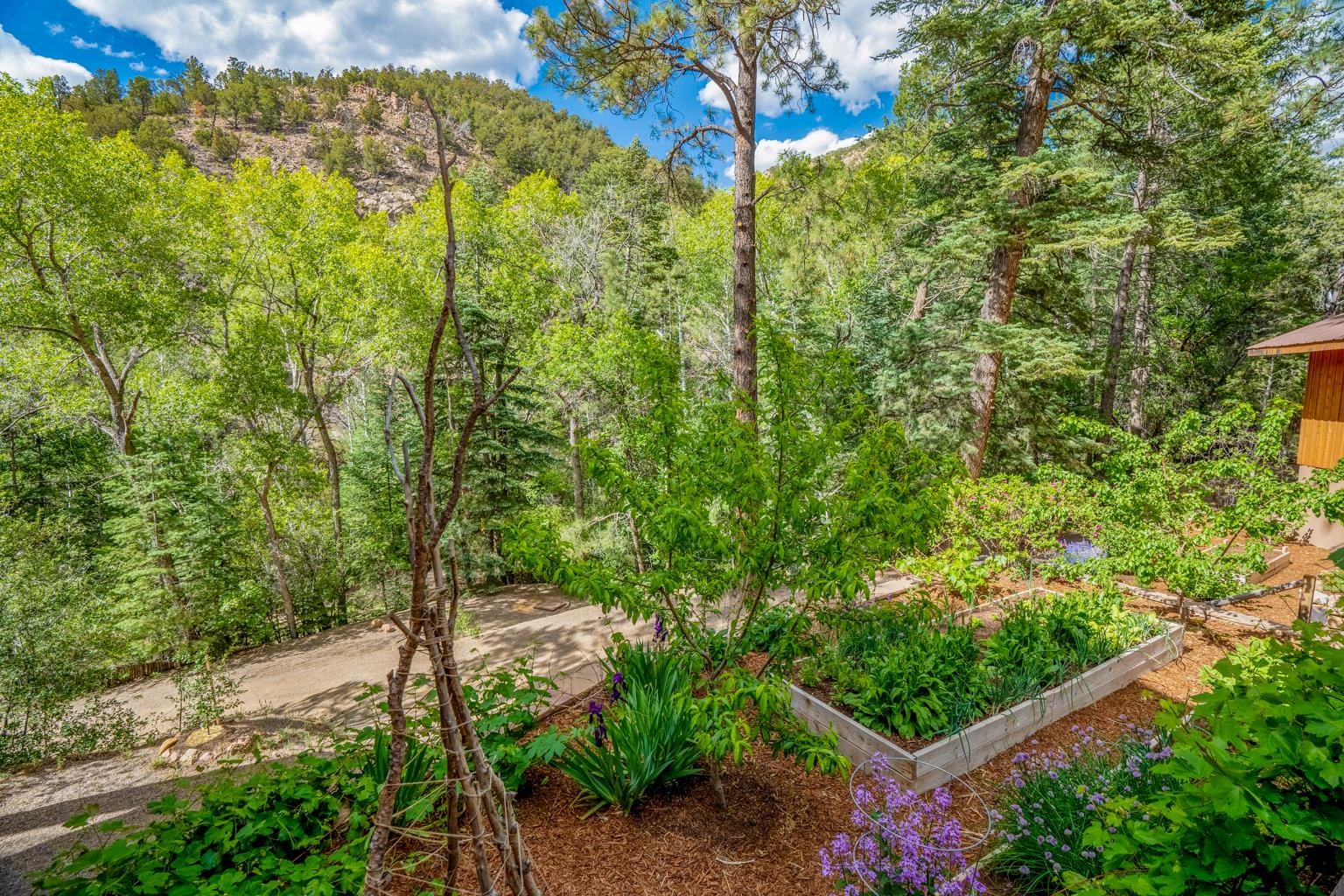 238 Pacheco Canyon, Santa Fe, New Mexico 87506, 3 Bedrooms Bedrooms, ,4 BathroomsBathrooms,Residential,For Sale,238 Pacheco Canyon,202202191